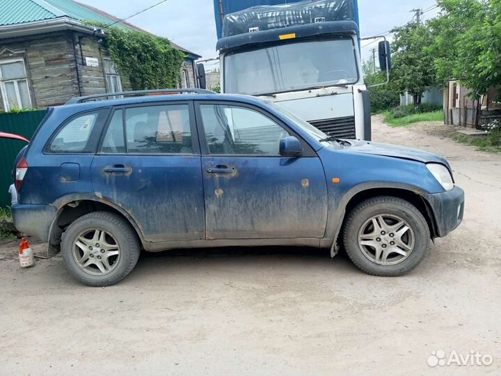 Chery Tiggo (T11) 1.8 МТ, 2010, битый, 300 000 км