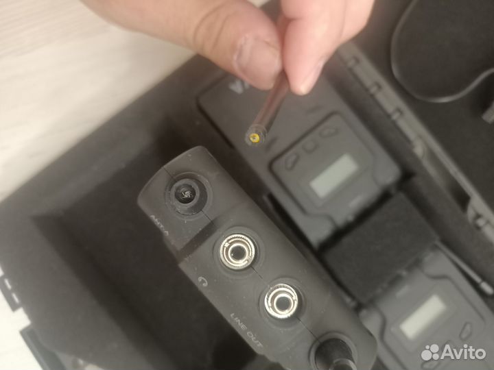 Петличный микрофон boya BY-WM8