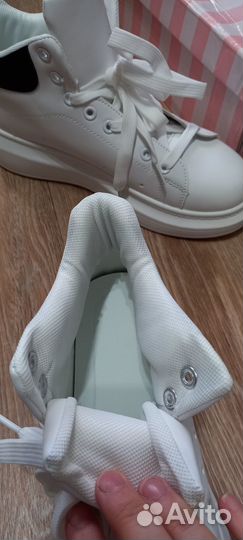 Кроссовки женские осенние белые 38 размер