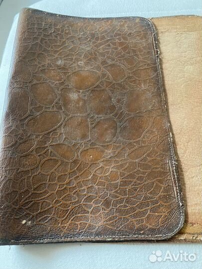 Старинная кожаная папка