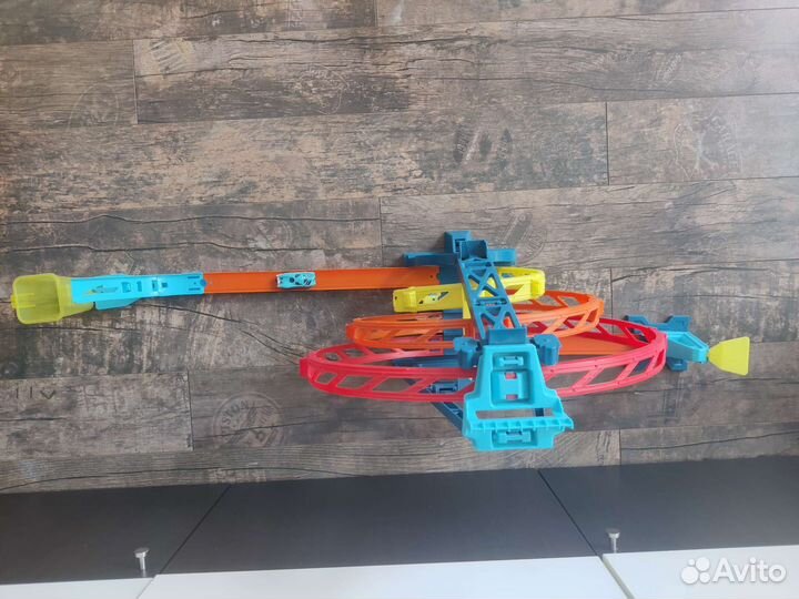 Hot wheels трек
