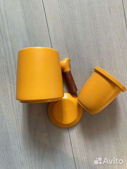 Кружка с деревянной ручкой 500 мл