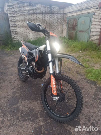 Avantis Enduro 250carb