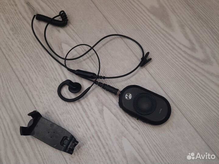 Рация CLP446 с наушником