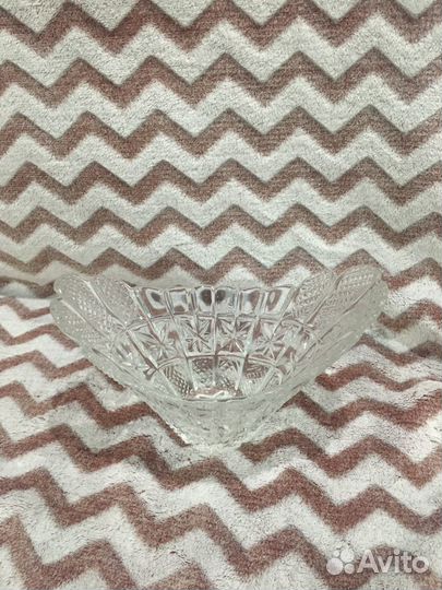 Хрустальная ваза салатник (нов) много разных