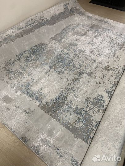 Ковер шерстяной