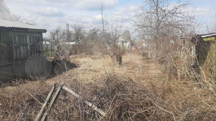 Дом 25 м² на участке 4 сот.