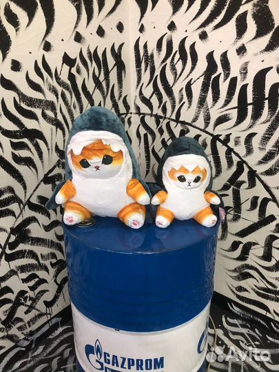 Мягка игрушка Кот в костюме акулы