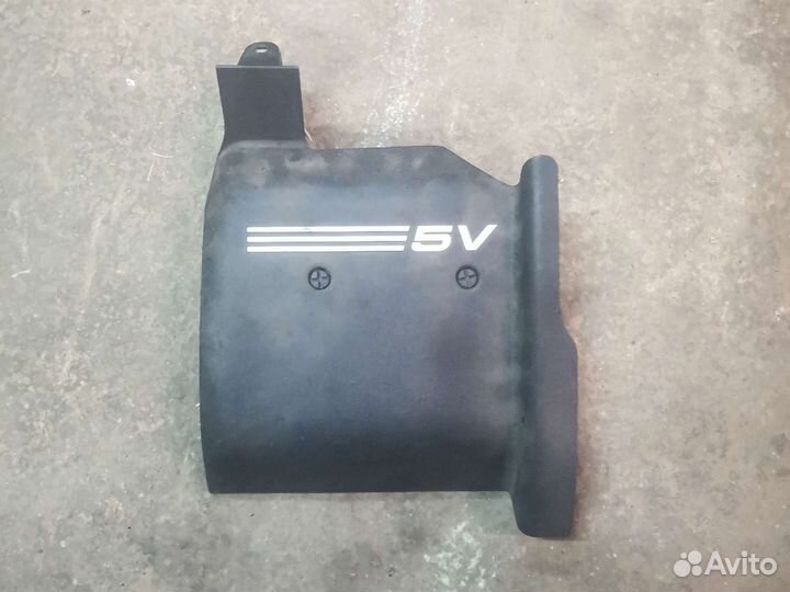 Декоративная крышка двигателя Audi A6 C5 2.7