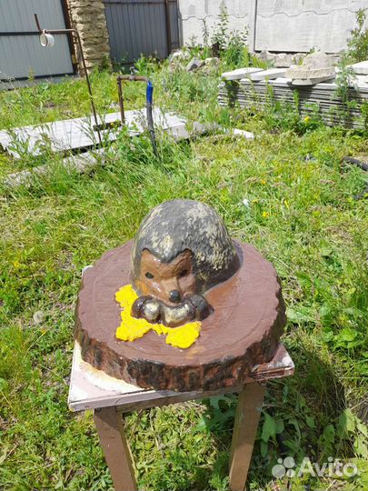 Садовые фигурки из бетона