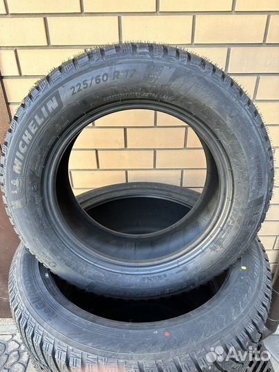 Michelin X-Ice North 4 SUV 225/60 R17 103T