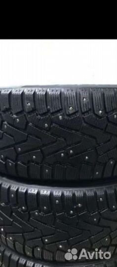 Pirelli Ice Zero 235/50 R18