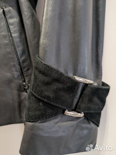 Кожаная куртка женская Toto