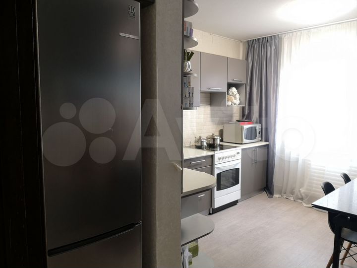 4-к. квартира, 96,8 м², 2/9 эт.