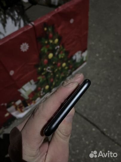 iPhone 8, 64 ГБ