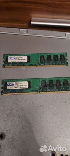 Оперативная память ddr2 1gb2