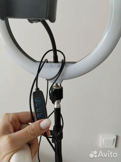 Кольцевая лампа со штативом