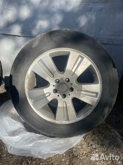 Nokian Tyres Hakkapeliitta R2 SUV 255/55 R18