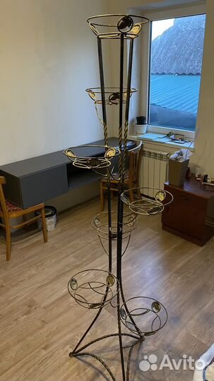 Подставка для цветов напольная