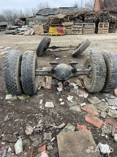 Двигатель ЗИЛ 131, мост,радиатор