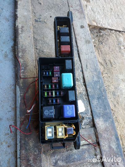 Блок предохранителей toyota