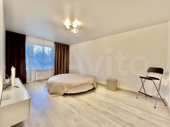 2-к. квартира, 56 м², 3/9 эт.