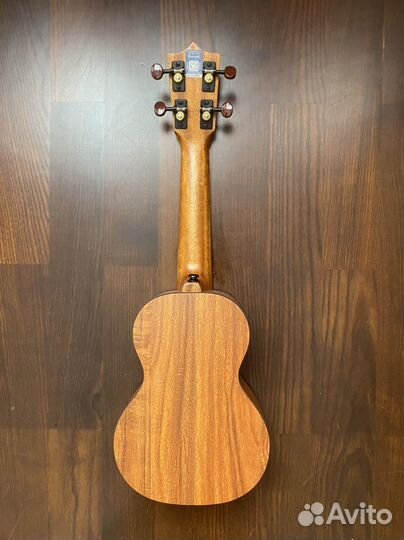 Укулеле Профессиональная