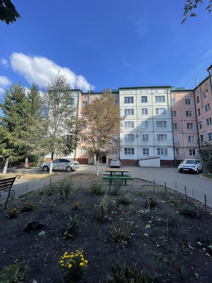 3-к. квартира, 67 м², 2/5 эт.