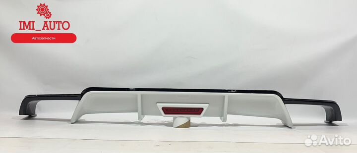 Накладка бампера Toyota Camry white tuning