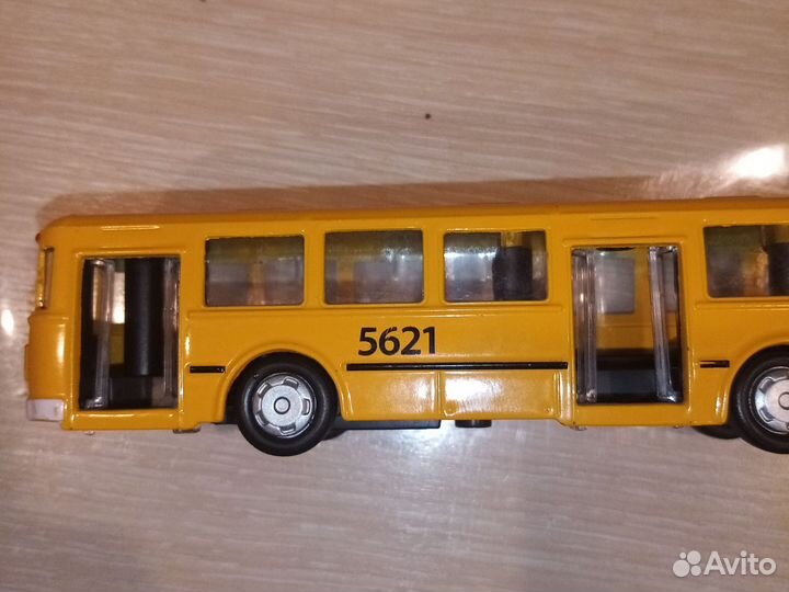 Модель автобуса Лиаз 677