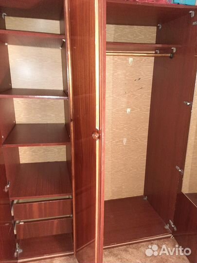 Шкаф для одежды бу