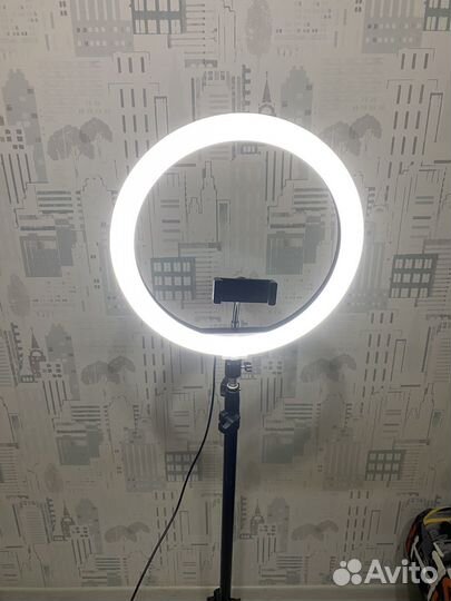Кольцевая лампа со штативом 33см