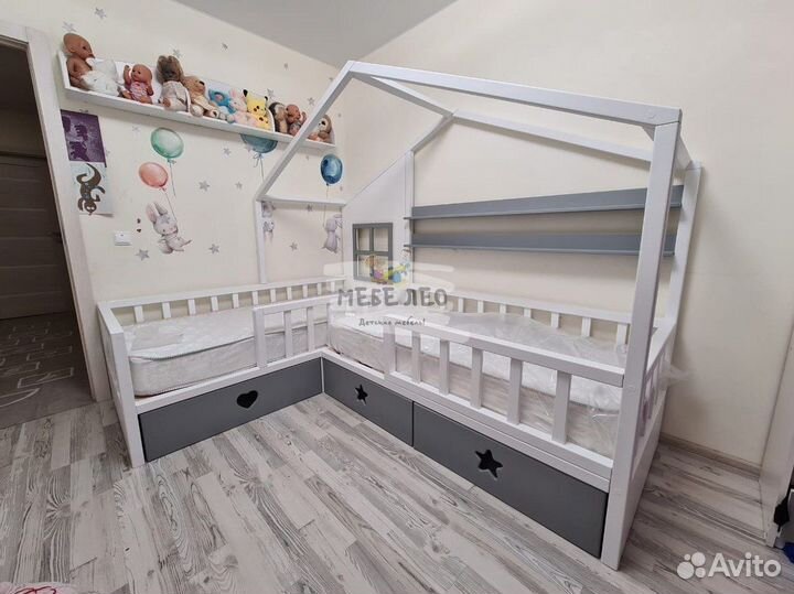 Угловая детская кровать