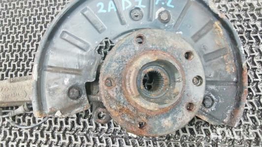 Ступица передняя левая audi Q7 (2AD01K901)