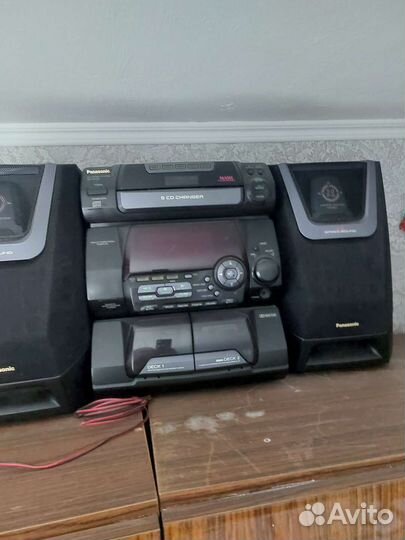 Музыкальный центр