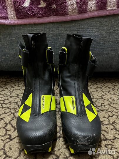 Лыжные коньковые ботинки fischer carbonlite