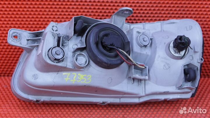 Фара правая Hyundai Accent LC D3EA 92102-25010