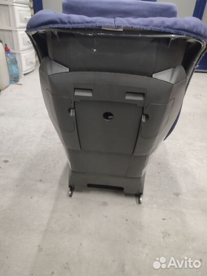 Автомобильное кресло britax romer isofix