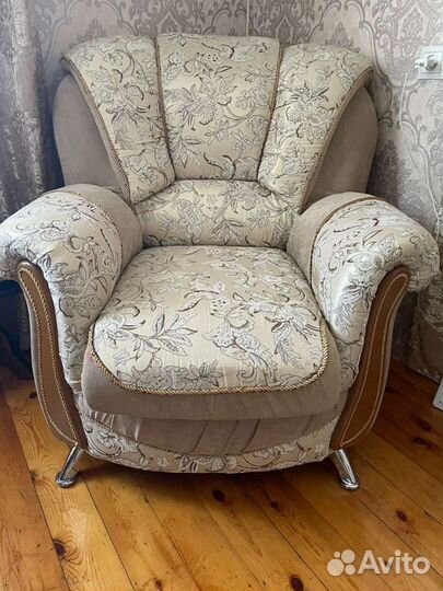 Угловой диван