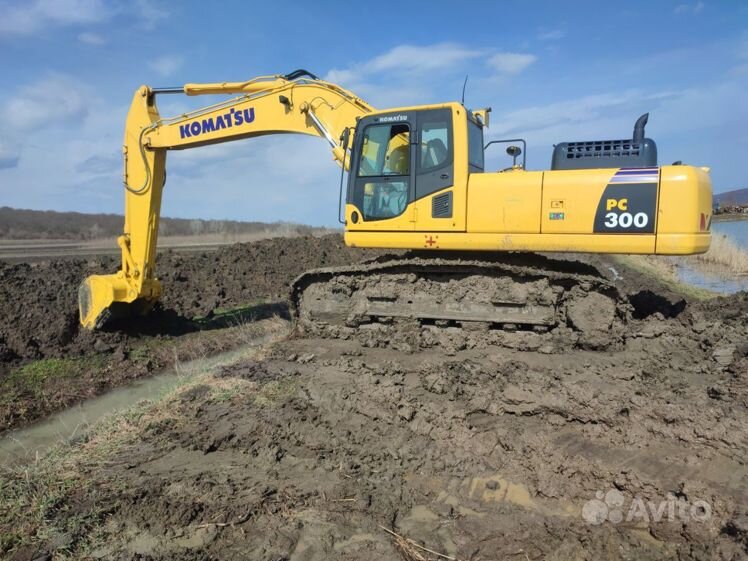 Коматсу пс 300. Экскаватор коматсу pc300. Экскаватор komatsu 300. Экскаватор коматсу pc300. Экскаватор komatsu pc300-7.