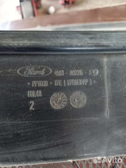 Жабо, накладка под дворники. Форд фокус 2