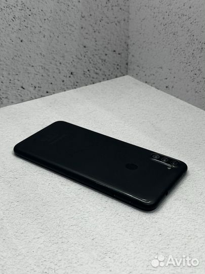 Samsung Galaxy A11, 2/32 ГБ