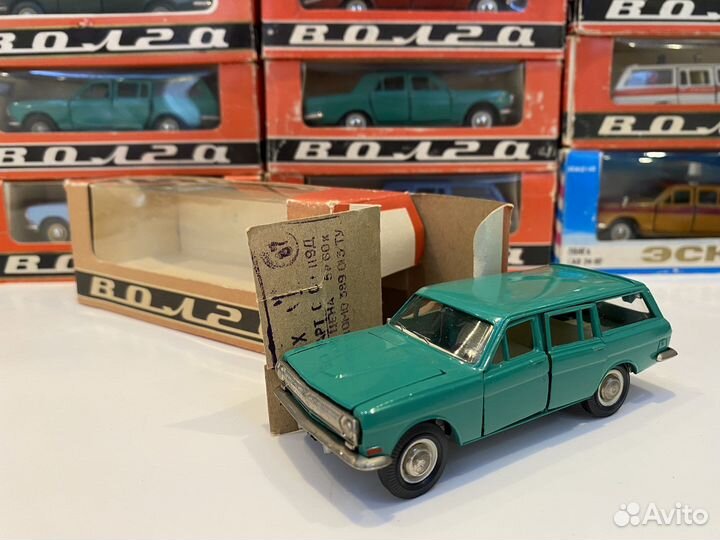 Модель автомобиля Волга 1:43 СССР