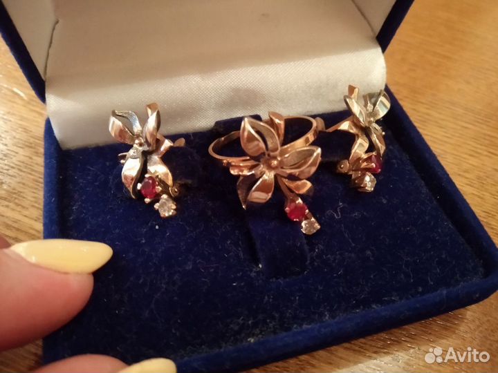 Золотые серьги кольцо 985