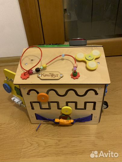 Бизиборд домик