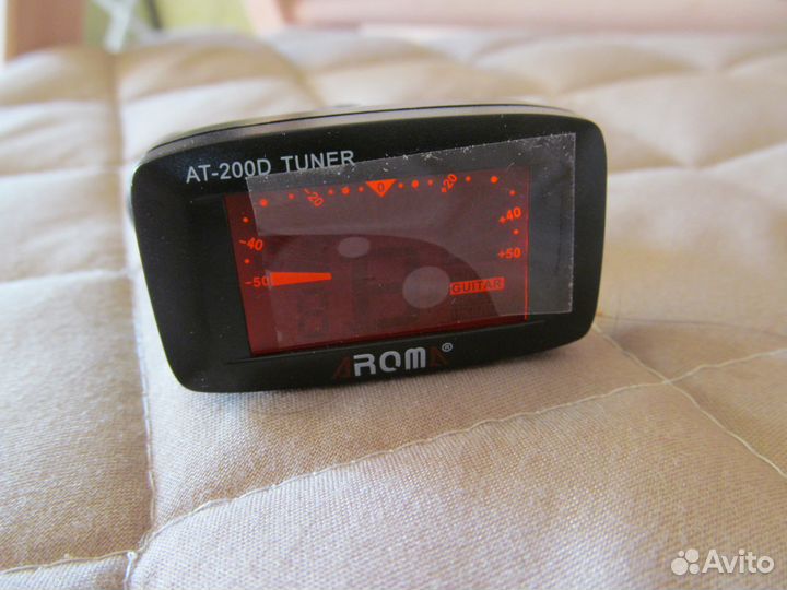Продам цифровой тюнер для настройки инструментов