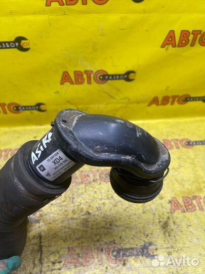 Патрубок интеркулера Opel Astra J A16LET 2013