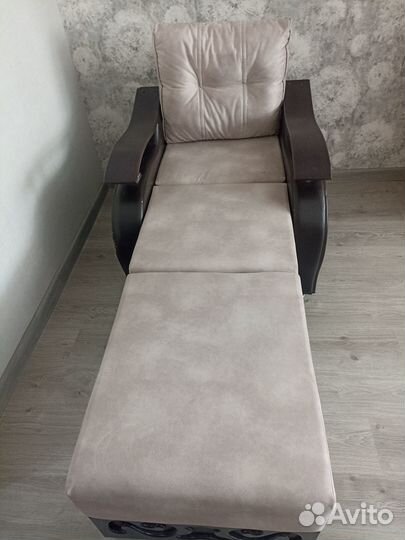 Кресло-кровать,шкаф для вещей б/у. Самовывоз