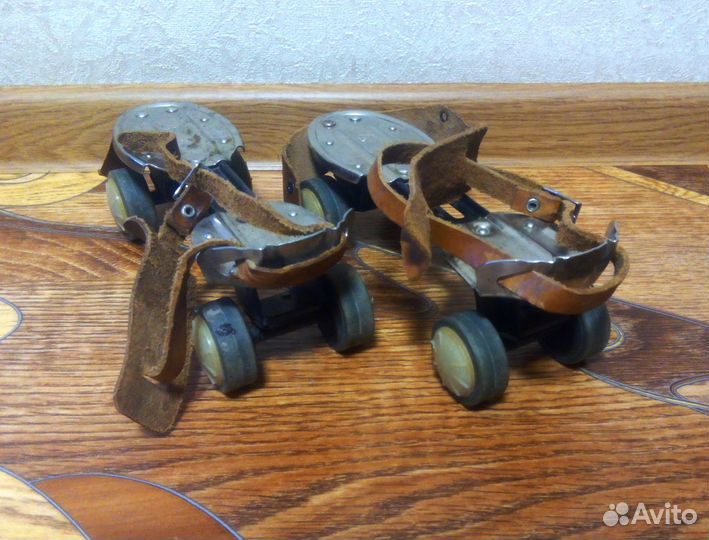Роликовые коньки раздвижные СССР