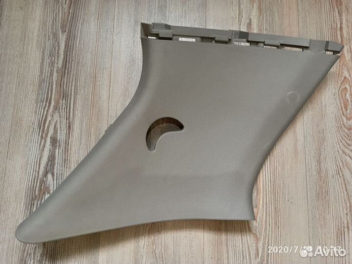 Обшивка Накладка задней стойки Kia picanto 2 Лев
